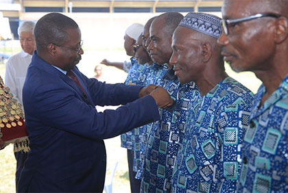 Côte d'Ivoire/Reconnaissance du mérite :  494 travailleurs 