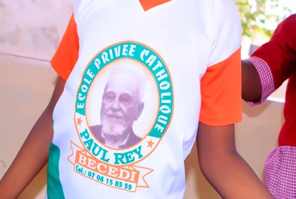 Sikensi : l’Ong Côte d’Ivoire Urbaine fait un important don à l'École Intégratrice Grain de Soleil de Bécédi