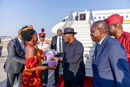 Alassane Ouattara à Abuja pour un sommet de la CEDEAO