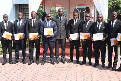 Après leur brillante intégration à la fonction publique : les 101 APVA honorés et mis en mission par l'Agence Foncière Rurale