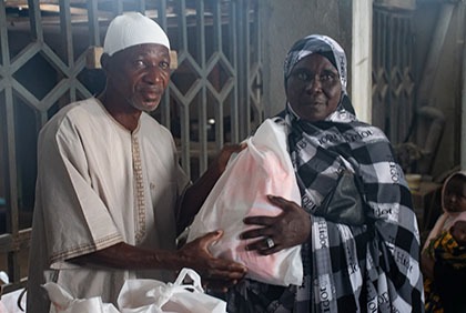 Carême et jeûne musulman : le Mouvement des Jeunes d'Agnissankoi apporte son soutien à une centaine de familles musulmanes et chrétiennes