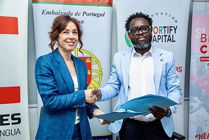 Football: l’Ambassade du Portugal et la Fondation Sportify Capital – Benfica Campus Côte d’Ivoire signent un partenariat