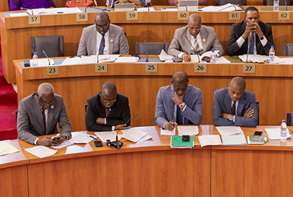 Assemblée nationale : 10 lois adoptées dans un climat de tension sur fond de polémique Corsair
