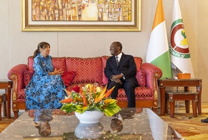 Coopération : la présidente de l'association internationale des maires francophones reçue par Alassane Ouattara