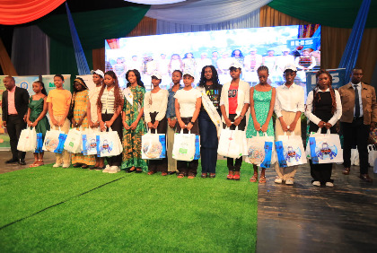 Education : Cérémonie de remise des prix et récompenses des lauréates de la 19e édition du concours Miss mathématique