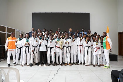 Taekwondo / Après leur bonne moisson aux Championnats d’Afrique cadets et juniors: les  héros d'Abuja célébrés par la Fédération