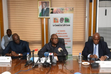 Côte d’Ivoire : « Toute la production issue des plantations ivoiriennes sera achetée », rassure le DG du Conseil du Café-Cacao