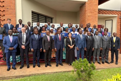 Côte d’Ivoire : la 4ᵉ promotion du Certificat en évaluation d’impact et lancement d’un Master dédié aux politiques publiques présentés