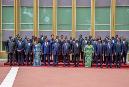 Premier conseil des ministres du gouvernement Mambé 2