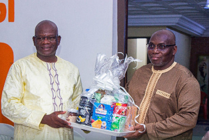 Rupture collective des acteurs électoraux du Rhdp: le député Daouda Sidibé partage un repas avec ses collaborateurs