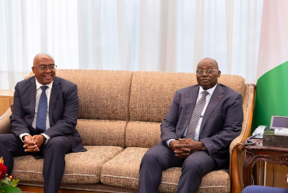 Côte d’Ivoire : le Vice-président reçoit le président de la Fédération internationale de Basketball