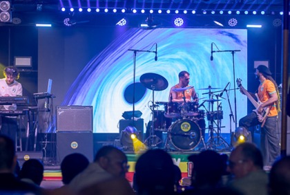 MASA OFF 2026 : AKINROOTS enflamme AZK Live dans une ambiance électrique