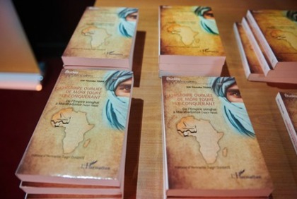 Littérature : le ministre Sidi Tiémoko Touré dévoile « L’Histoire oubliée de Mori Touré, le conquérant »