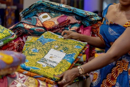Fête des mères 2026 : Uniwax célèbre la femme avec sa collection « Géométrie variable »
