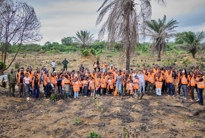 Forêt classée d’Audouin : la Fondation SGCI et la Fondation YES reboisent 10 hectares et soutiennent les femmes de Jacqueville