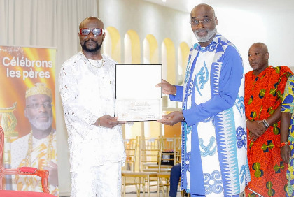 Fête des pères à Cocody : L’artiste Meiway honoré sur fond de sensibilisation sur le cancer de la prostate