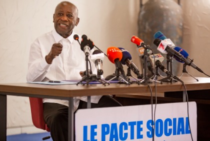Conférence de presse de Laurent Gbagbo relative au projet sur le pacte social 
