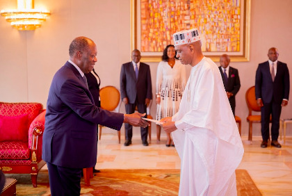 Cérémonie de Présentation des Lettres de Créance du nouvel Ambassadeur de la République de Guinée en Côte d'Ivoire