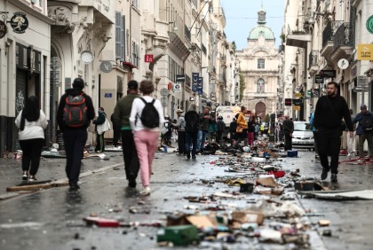 Violences et pillages en France