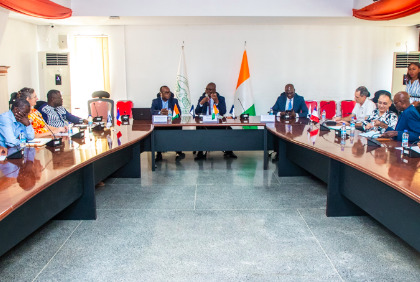 Côte d'Ivoire : Présentation du colloque international sur l'énergie et l'innovation au président de l'Université Félix Houphouët-Boigny