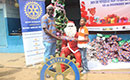 Noël pour des enfants en situation de handicap : le Rotary Club Abidjan Atlantis offre le douzième arbre de Noël aux enfants du Centre CESEH de Yopougon
