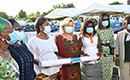 Cérémonie de remise de dons et de chèques du FAFCI aux femmes du Moronou