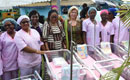 Prévention de la transmission Mère-Enfant du VIH/SIDA : Mme Dominique Ouattara et Mme Lordina Dramani Mahama visitent l`Hôpital Général de Yopougon