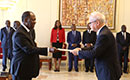 Cérémonie de présentation des Lettres de créance du nouvel Ambassadeur de la République Slovaque, S.E.M. Peter Holasek, au Président de la République, S.E.M. Alassane Ouattara