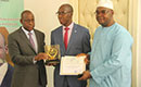 Cérémonie de remise de prix d`excellence au Ministère de l`Intégration et des Ivoiriens de l`extérieur