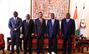 Entretien du Président de la République, S.E.M. Alassane Ouattara, avec l`Ambassadeur de l`Inde en Côte d`Ivoire, S.E.M. Ragutahalli Ravindra