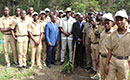 Célébration de la journée internationale des forêts: le ministre Alain Donwahi sensibilise les élèves au planting des arbres