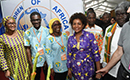 8èmes jeux de la francophonie / Lancement officiel du village des partenaires: Mme Michaëlle JEAN visite le stand de la Fondation Children Of Africa de Mme Dominique Ouattara
