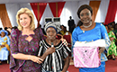 La Première Dame, Dominique Ouattara célèbre les femmes du District d`Abidjan