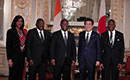Entretien du Président de la République, S.E.M. Alassane Ouattara, avec le Premier Ministre du Japon, S.E.M. Shinzo ABE, à la Maison des Hôtes d`Etat de Tokyo
