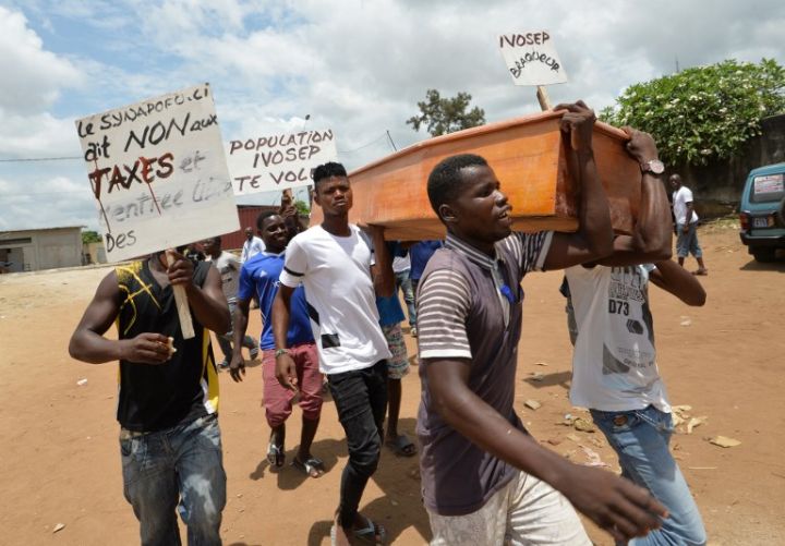Abidjan /grève des agents des pompes funèbres privées : Des corbillards toujours garés, des magasins de cercueils fermés