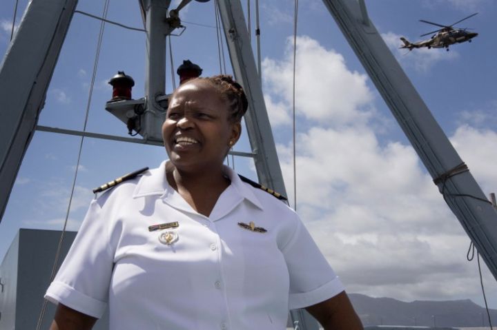 En Afrique du Sud, la première femme noire à la tête d’un navire militaire veut faire des émules