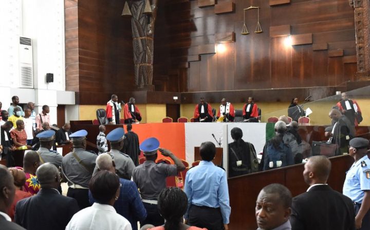 Côte d’Ivoire: le parquet défend la composition du jury du procès de Simone Gbagbo
