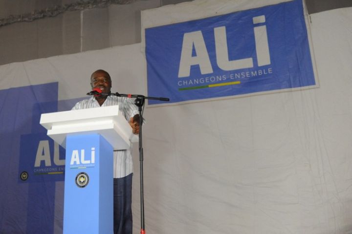 Gabon: le camp Bongo accuse un conseiller d’Alassane Ouattara d’ingérence