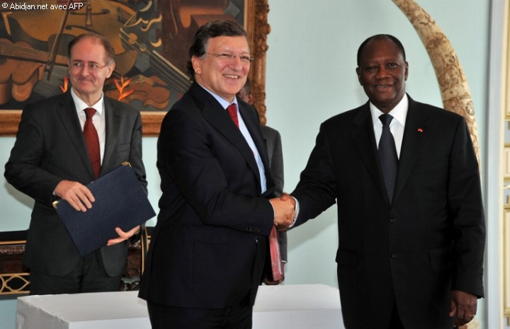 Séance académique à l`université FHB José Manuel Barroso aux étudiants : “L’université est le symbole d`une renaissance…”
