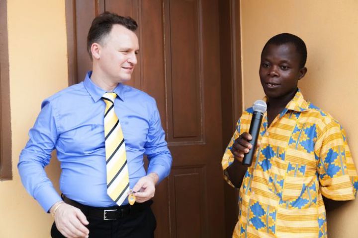 Entreprise - MTN Côte d’Ivoire remet la villa au 1er gagnant du Jeu « Gagne Ta Maison »