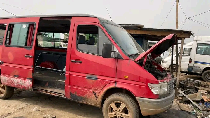 Frappes à froid illégales : 08 véhicules saisis et 47 personnes interpellées à Abidjan par la gendarmerie 