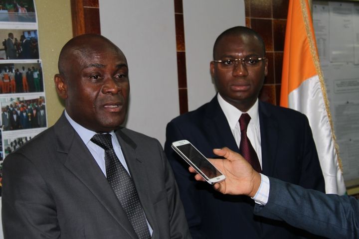 Le ministre de la promotion de la jeunesse échange sur la problématique de l’emploi avec le DG de CEMOI