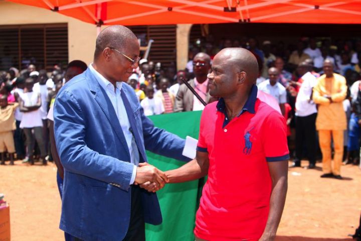 Tournée de réconciliation et de développement dans la Bagoué - Bruno Koné chez Konaté Navigué.