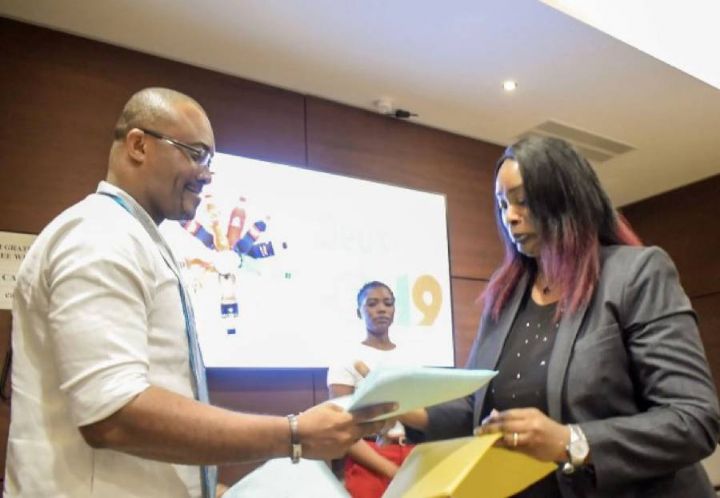 Cinéma : Guy Kalou signe avec une société de limonaderie