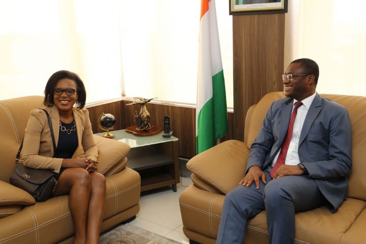 Presse/ En prélude à la troisième édition de The Voice : Le Ministre Sidi Touré reçoit la directrice de Vox Africa