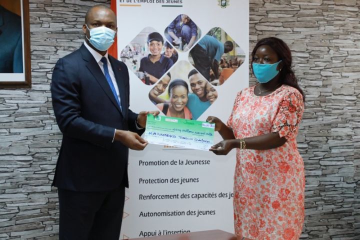 306 millions F Cfa distribués à 1022 acteurs  du monde de la culture dans le cadre du Fasi : Mamadou Touré met en garde ceux qui “tenteront de soutirer et escroquer les citoyens”