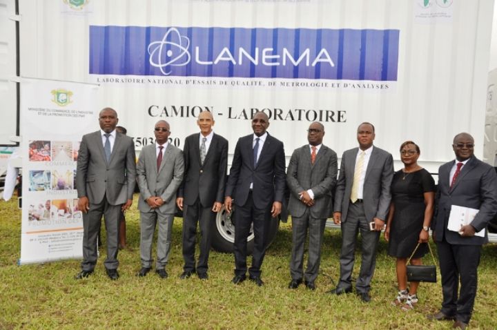 Démarche qualité : le Laboratoire National d’essais, de Qualité, de Métrologie et d’Analyse (LANEMA) doté d’un camion-laboratoire