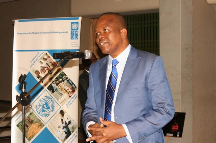 CAN 2013 : Mobilisation autour des Eléphants / Le Ministre Lobognon remet un chèque de 25 millions au CNSE