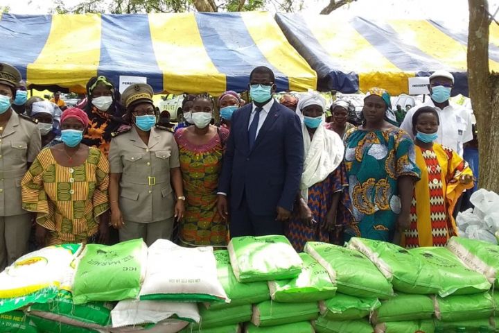 Actions sociales du maire d’Adiaké aux populations défavorisées