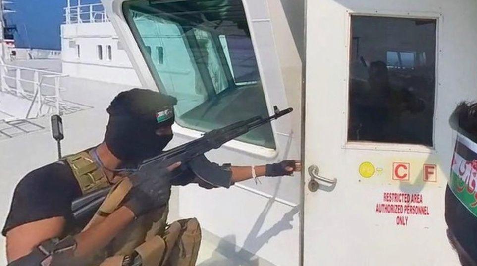 Qui soutient les Houthis et comment se procurent-ils leurs armes ?